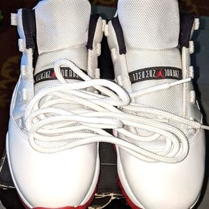 Retro 2012 Air Jordan 11 low " cherry 🍒 bottoms